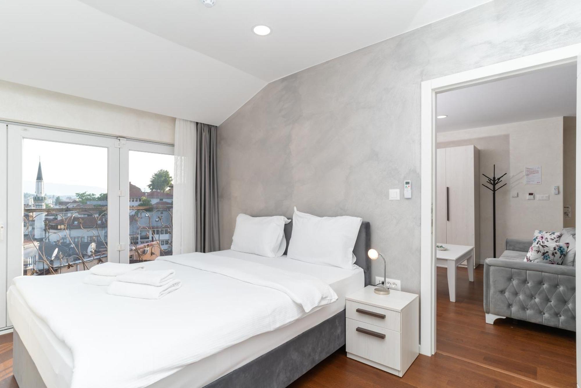 Ornament Hotel And Apartments Сараєво Екстер'єр фото