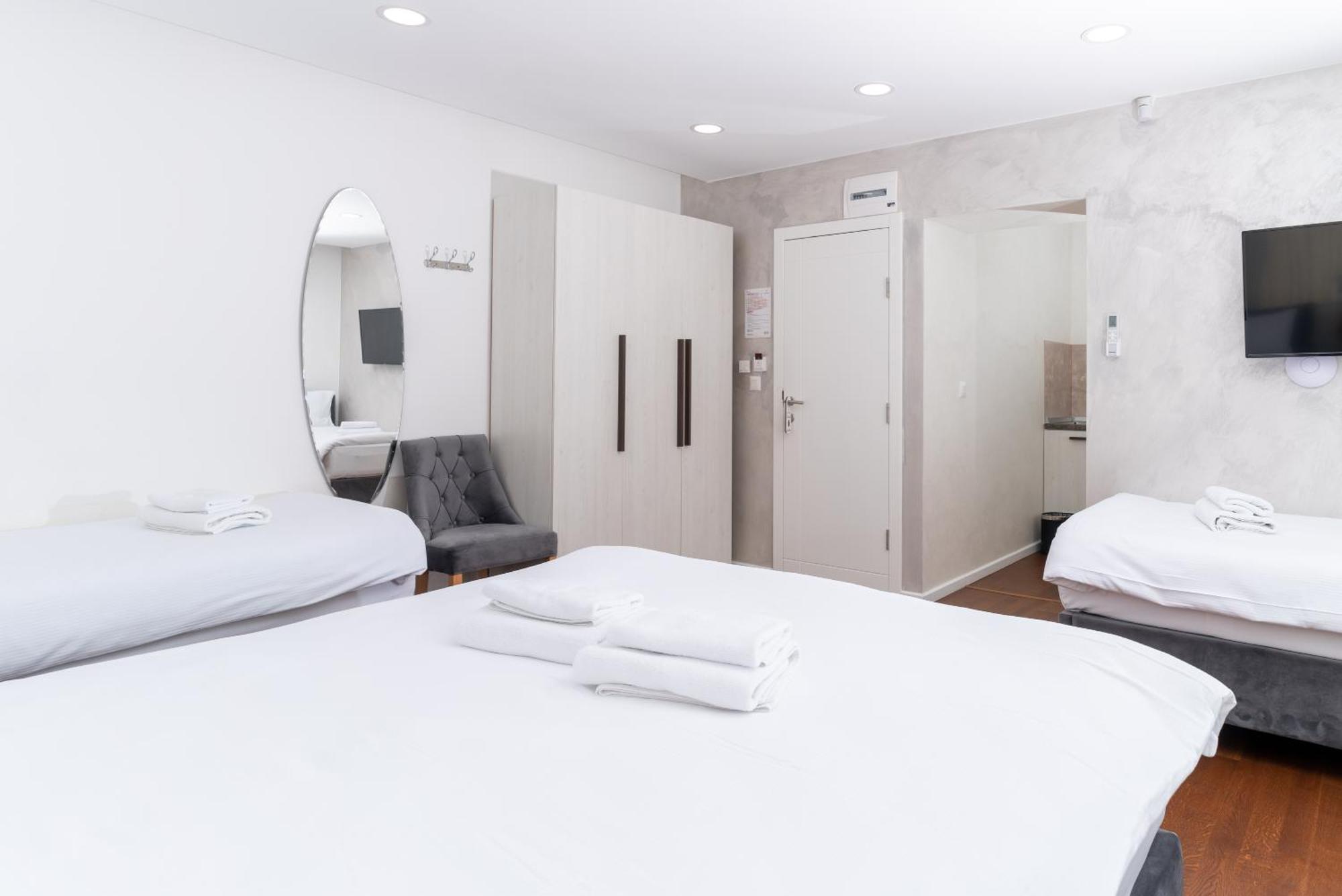 Ornament Hotel And Apartments Сараєво Екстер'єр фото