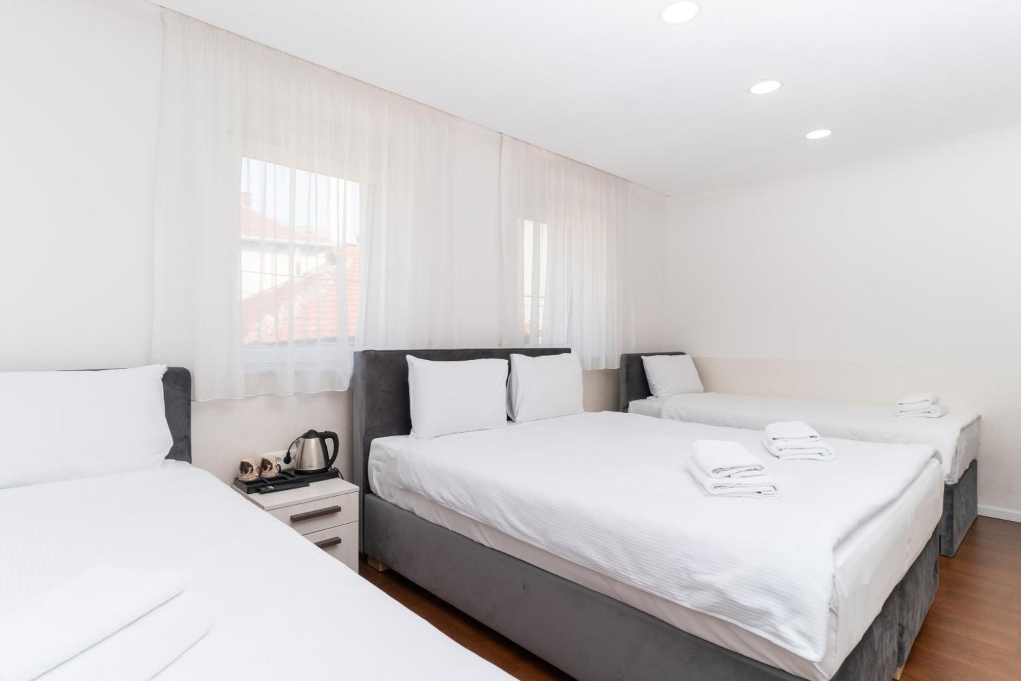 Ornament Hotel And Apartments Сараєво Екстер'єр фото